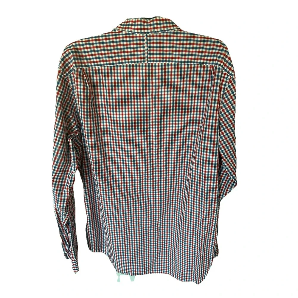 Banana Republic crafted discerning